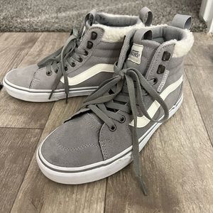 Women’s Winter Vans